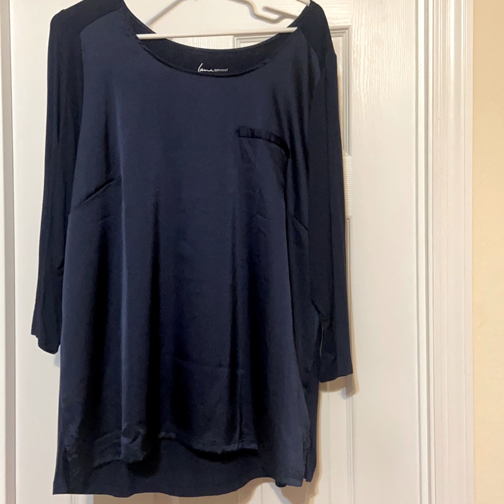 Lane Bryant navy shirt 🧿🧿